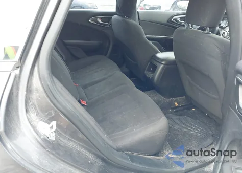 2015 Chrysler 200 Limited z USA, uszkodzony, nr VIN 1C3CCCAB7FN564217